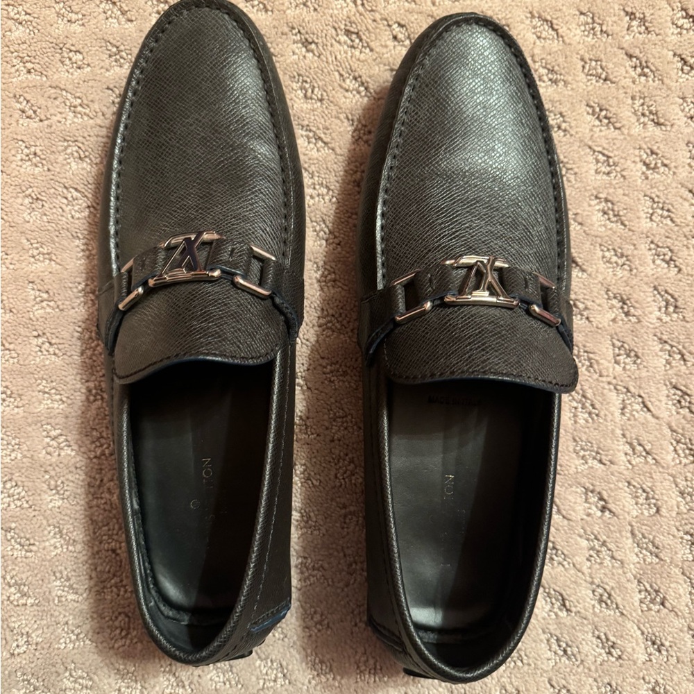 *Authentic* LOUIS VUITTON - Men’s Hockenheim Loafers, Size 9.5. Worn twice!